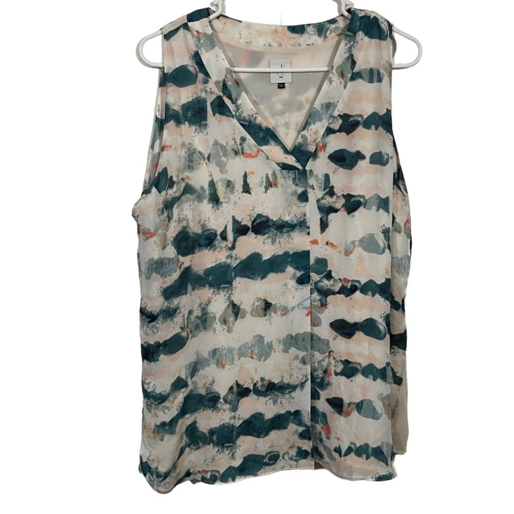 Cabi Patterned Sleeveless Flowy V-Neck Blouse - image 1